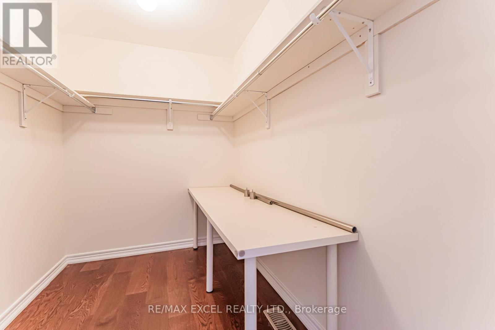 127 Alpaca Drive, Richmond Hill, Ontario  L4E 0R2 - Photo 25 - N12443175