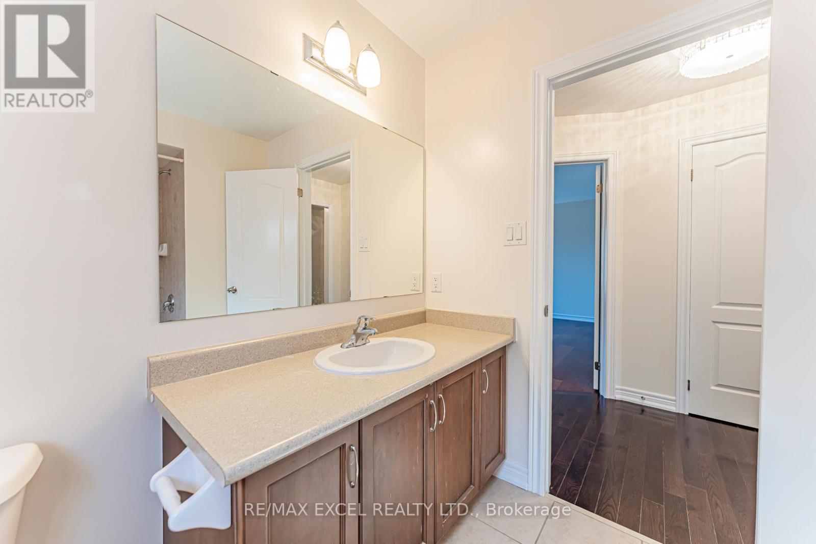 127 Alpaca Drive, Richmond Hill, Ontario  L4E 0R2 - Photo 38 - N12443175