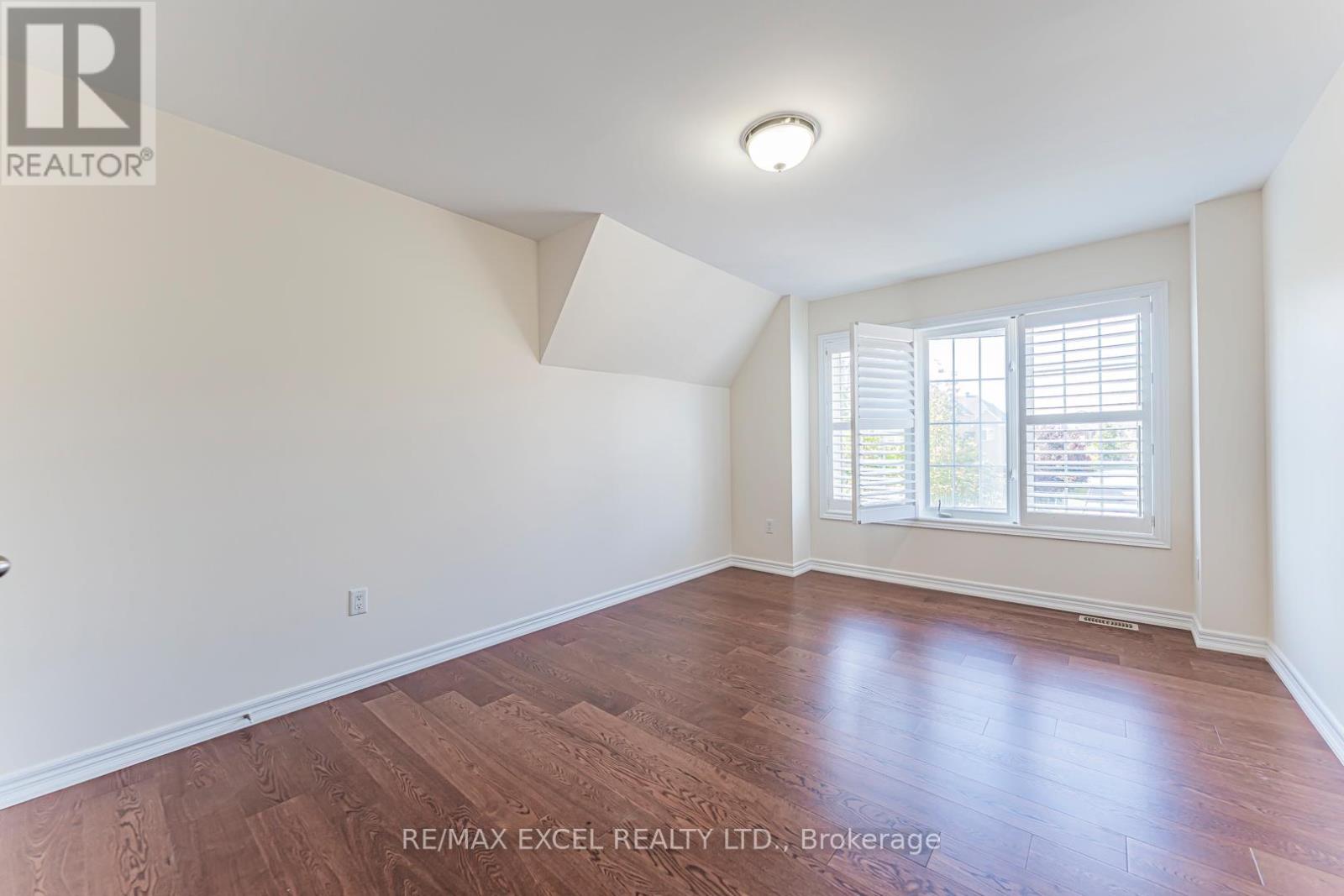 127 Alpaca Drive, Richmond Hill, Ontario  L4E 0R2 - Photo 40 - N12443175