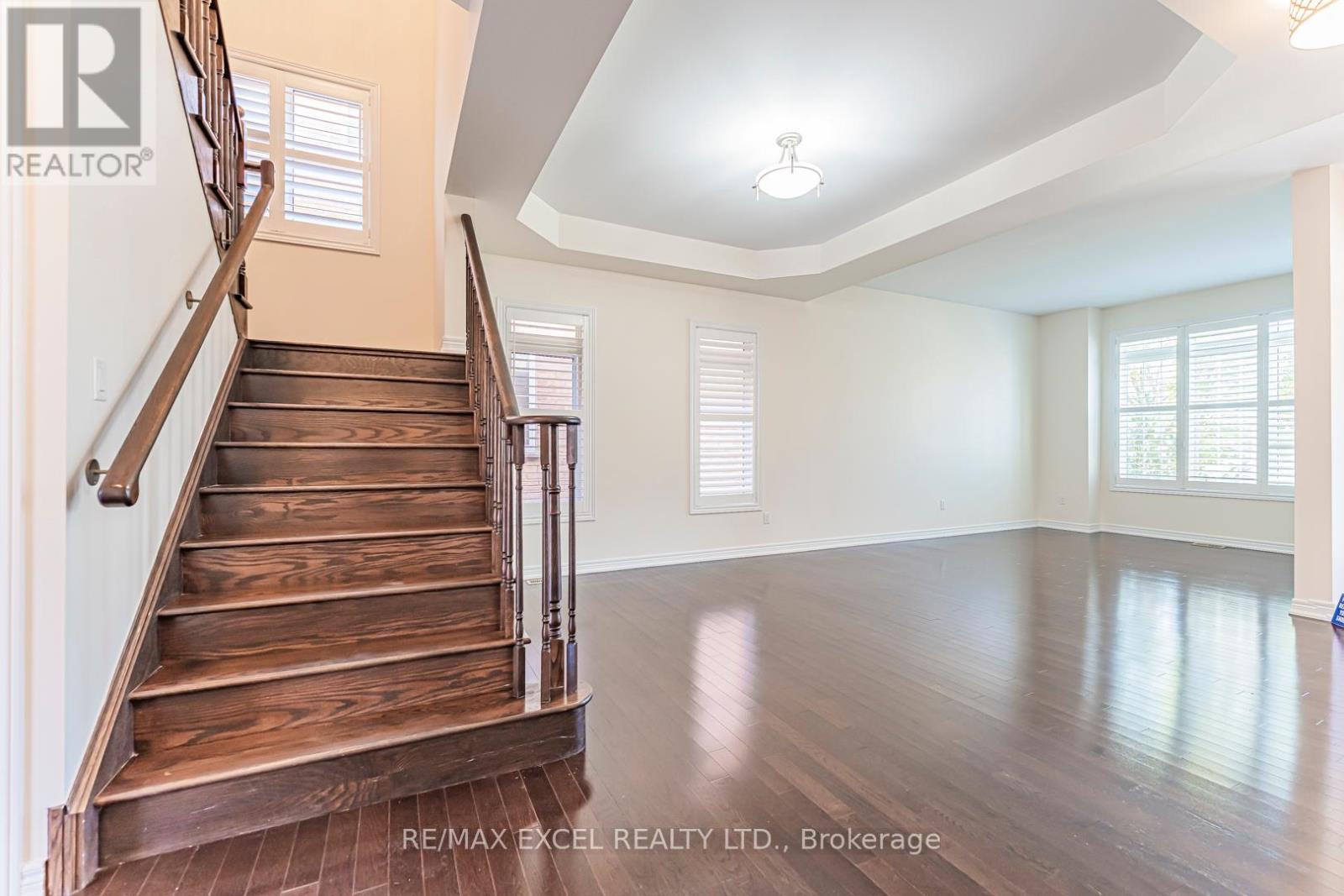 127 Alpaca Drive, Richmond Hill, Ontario  L4E 0R2 - Photo 7 - N12443175