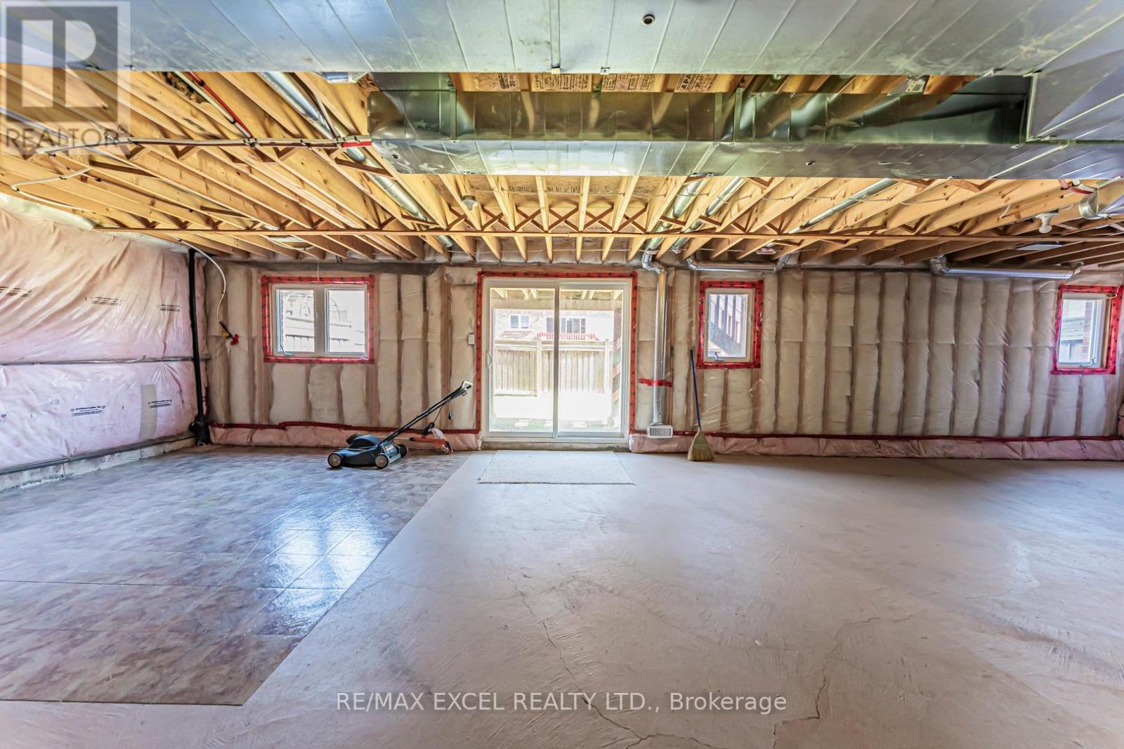 127 Alpaca Drive, Richmond Hill, Ontario  L4E 0R2 - Photo 41 - N12443175