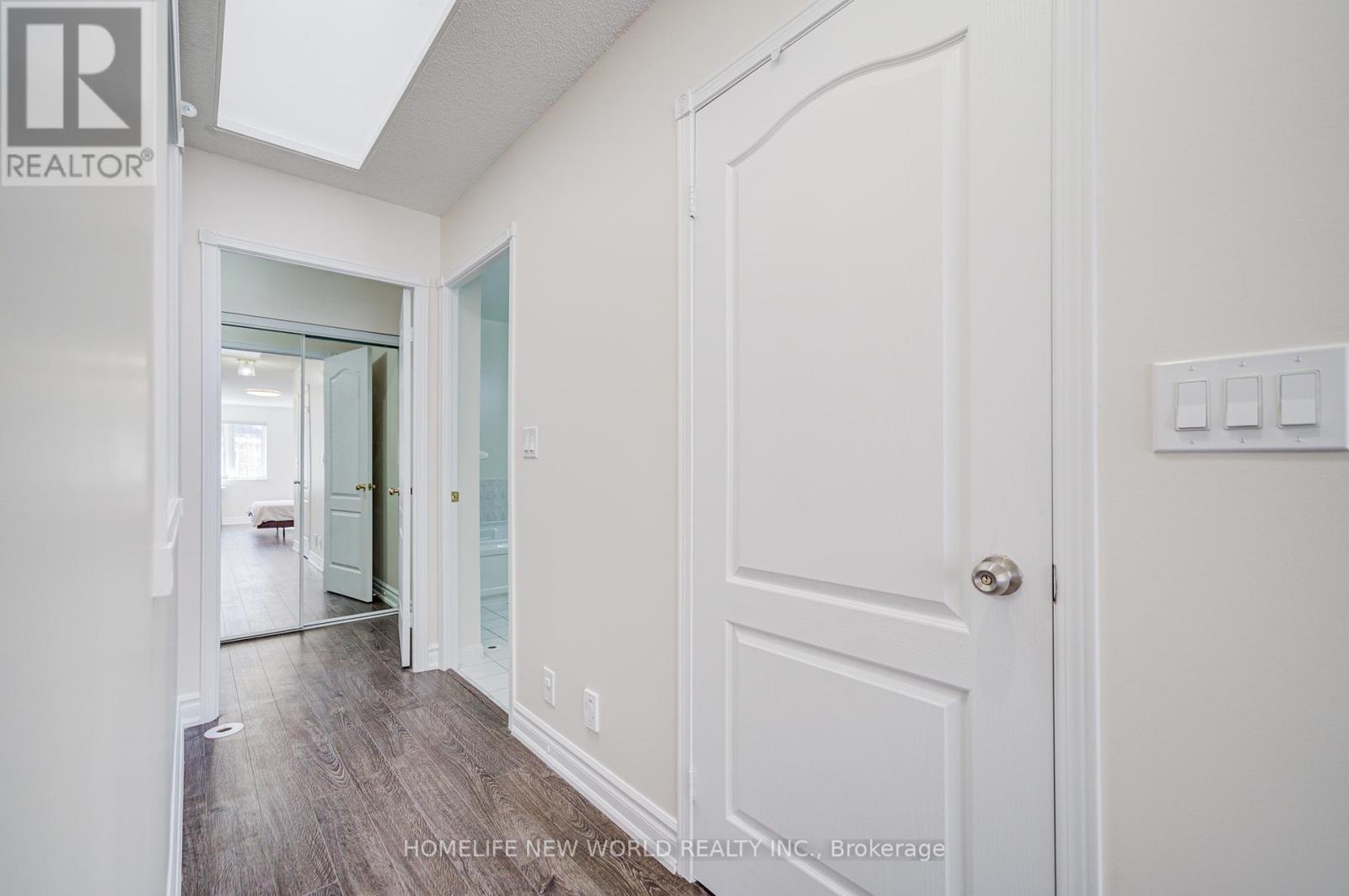 1313 - 28 Sommerset Way, Toronto (Willowdale East), Ontario  M2N 6W7 - Photo 35 - C12445974