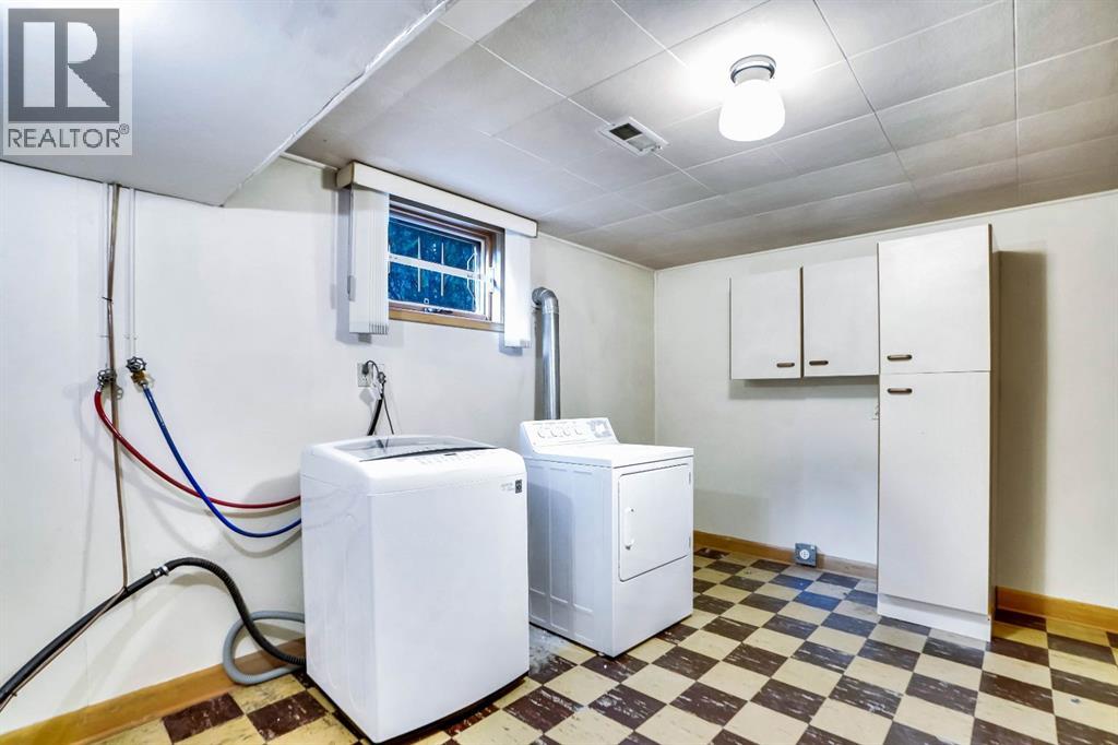 1956 Kelwood Drive Sw, Calgary, Alberta  T3E 3Z3 - Photo 43 - A2258748