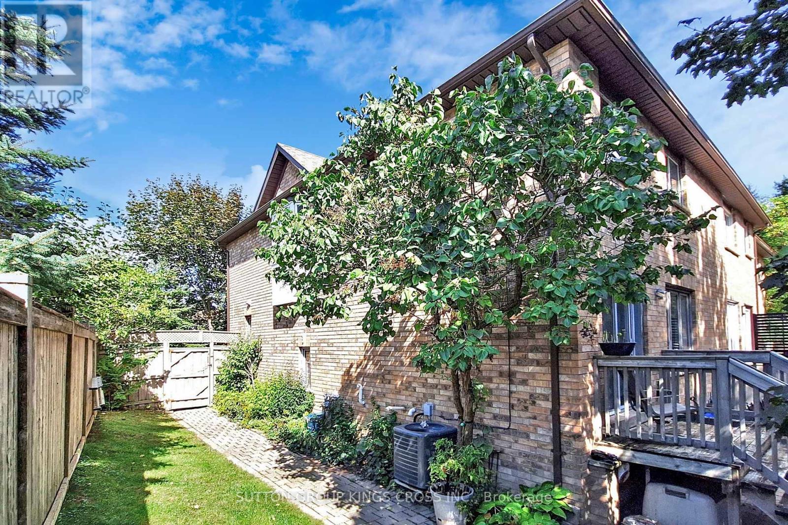 63 Mistleflower Court, Richmond Hill, Ontario  L4E 3T9 - Photo 20 - N12445975