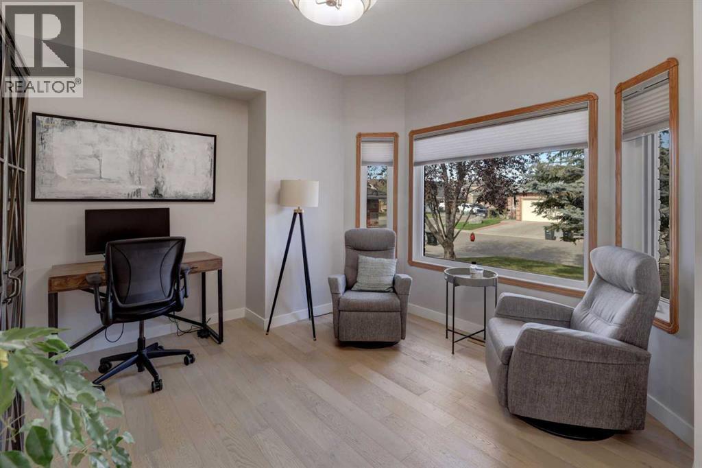 220 Citadel Park Nw, Calgary, Alberta  T3G 3X9 - Photo 3 - A2260688