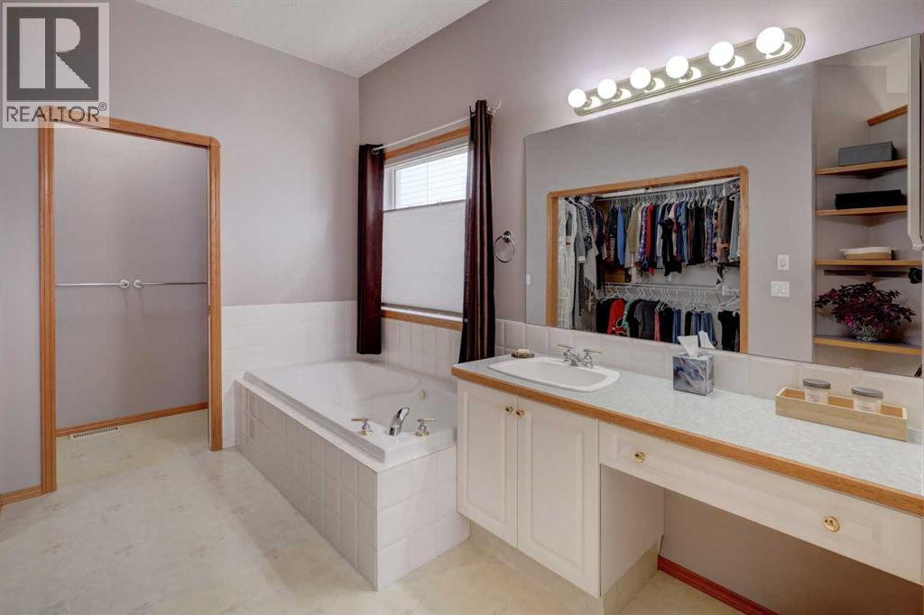 220 Citadel Park Nw, Calgary, Alberta  T3G 3X9 - Photo 16 - A2260688