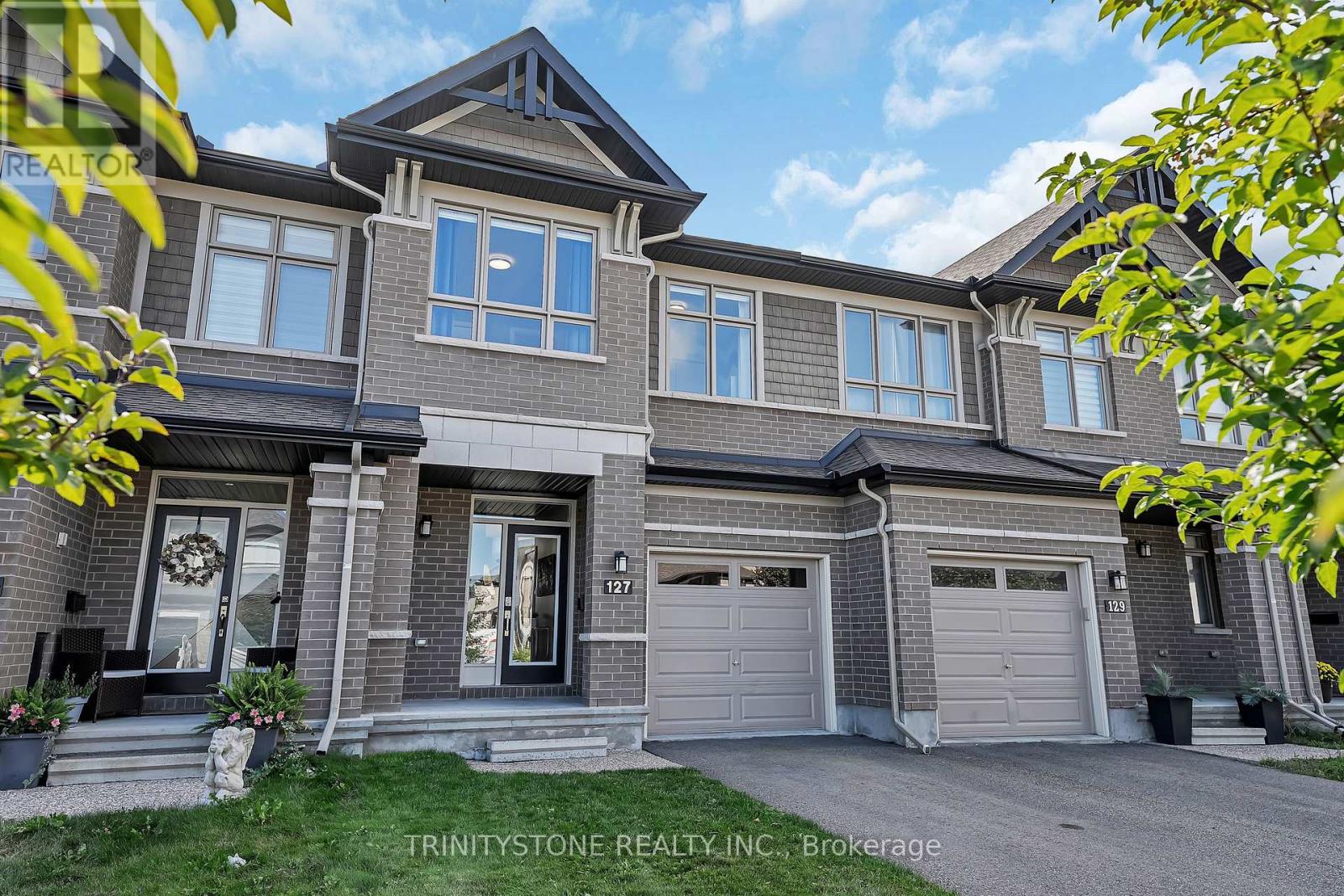 127 SHINNY AVENUE, Ottawa, Ontario