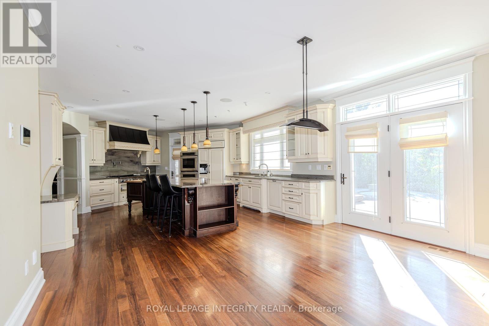 1326 Terrace Ridge Drive, Ottawa, Ontario  K0A 1L0 - Photo 13 - X12445989