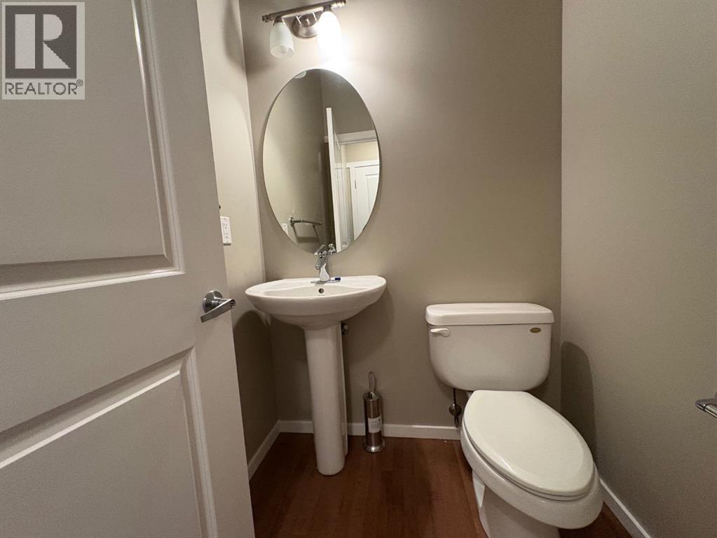 135 Chapalina Square Se, Calgary, Alberta  t2x 0l6 - Photo 5 - A2258067