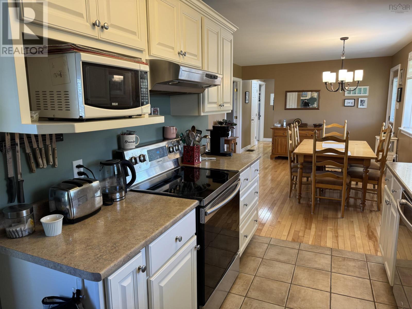 555 Foxbrook Road, Fox Brook, Nova Scotia  B0K 1S0 - Photo 8 - 202524190