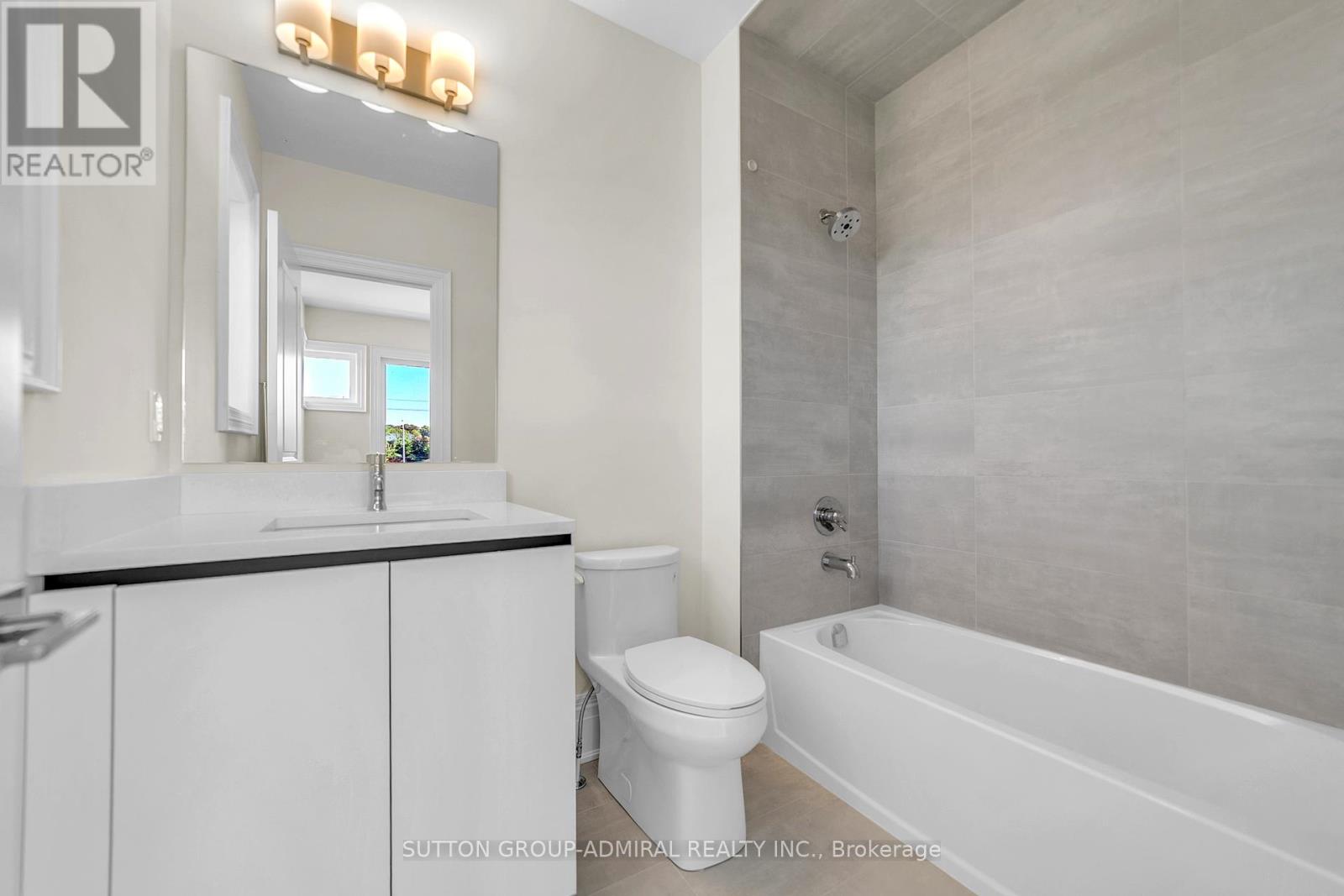 23 Kingwood Lane, Aurora, Ontario  L4G 6W4 - Photo 39 - N12444582