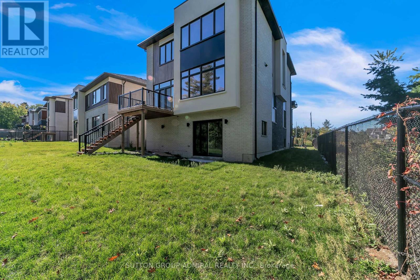 23 Kingwood Lane, Aurora, Ontario  L4G 6W4 - Photo 43 - N12444582