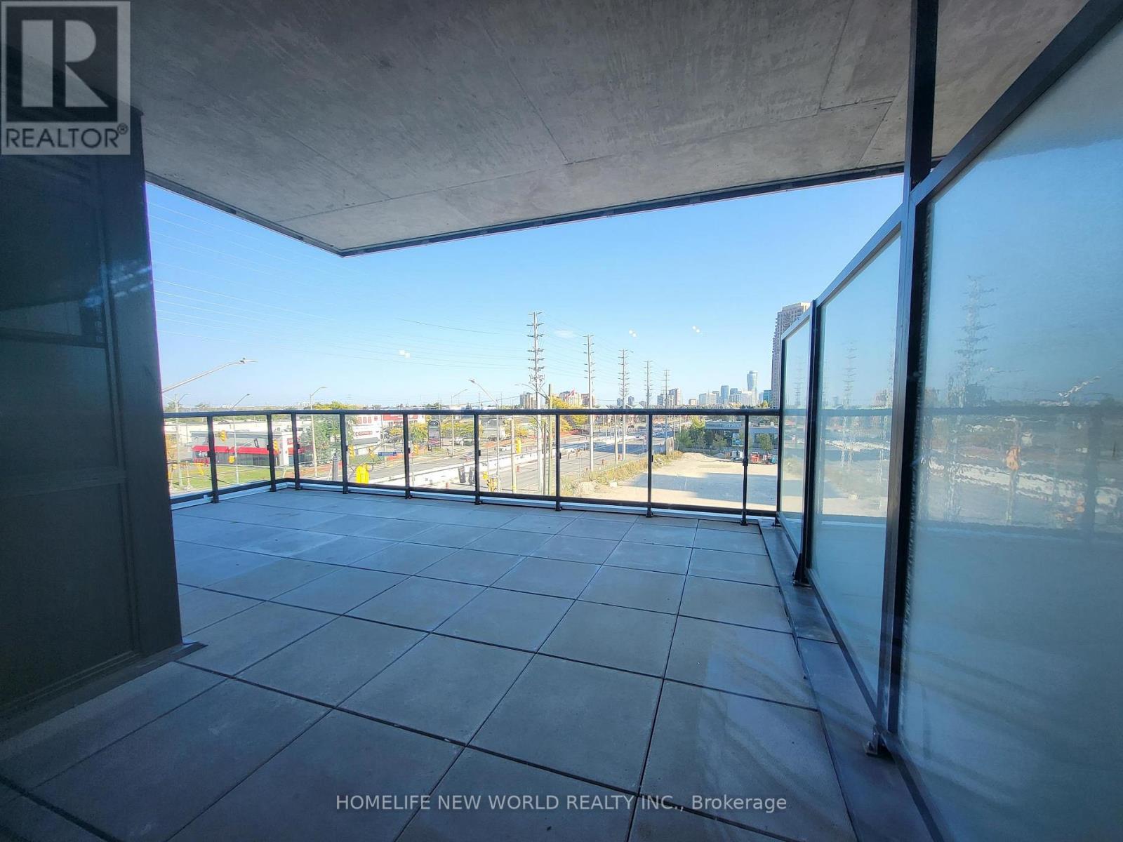 302 - 15 Watergarden Drive, Mississauga, Ontario  L5R 0H4 - Photo 10 - W12445988