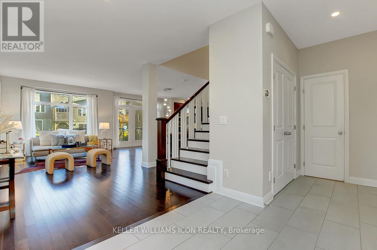 611 Gabriola Way, Ottawa, Ontario  K2T 0M2 - Photo 5 - X12445991