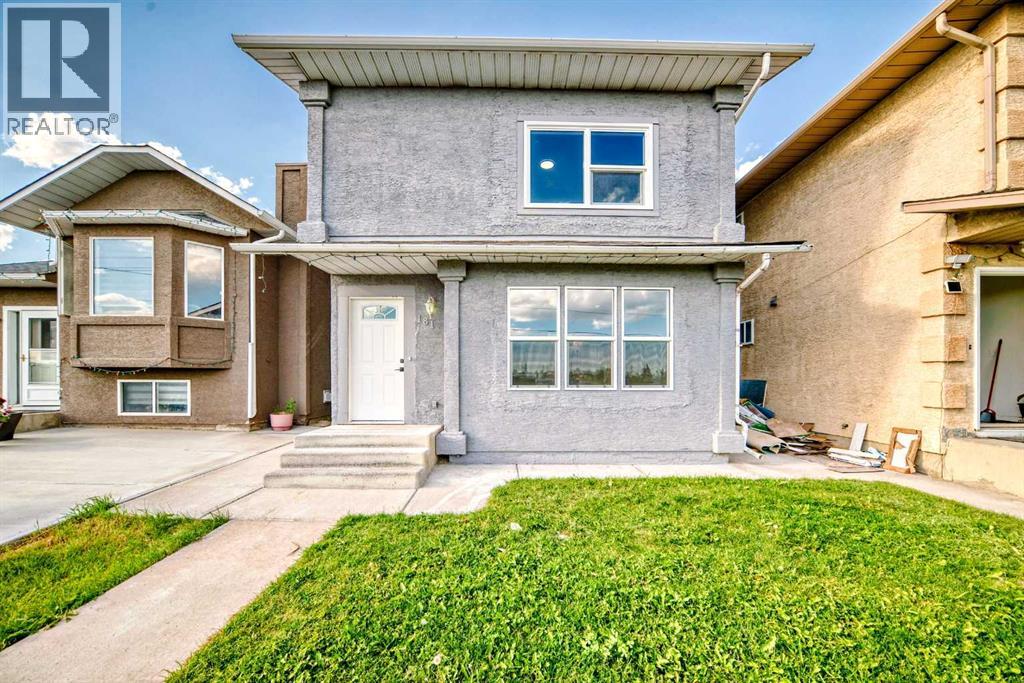 181 Martinglen Way Ne, Calgary, Alberta  T3J 3L1 - Photo 1 - A2250279