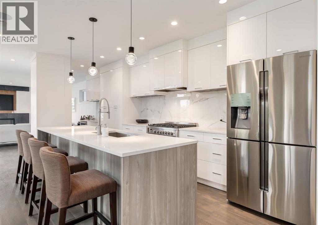 2411 24 Avenue Sw, Calgary, Alberta  T2T 6W2 - Photo 9 - A2261335