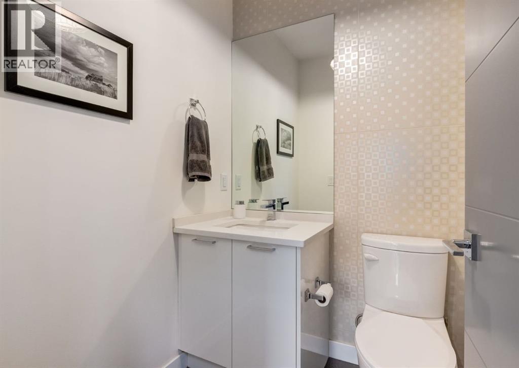 2411 24 Avenue Sw, Calgary, Alberta  T2T 6W2 - Photo 17 - A2261335