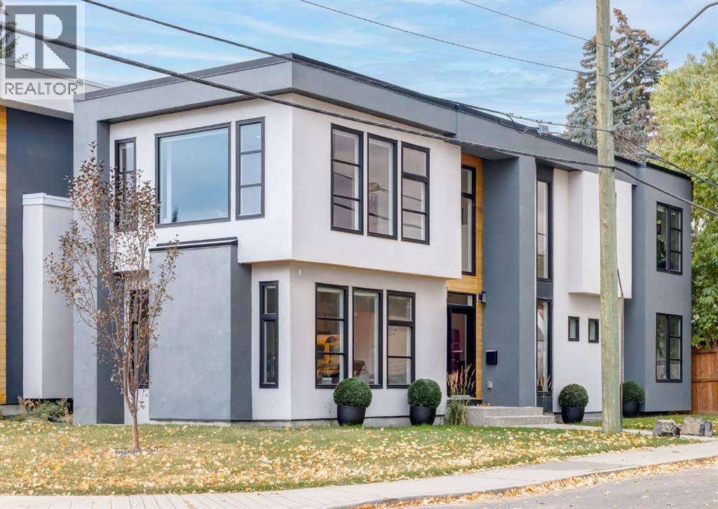 2411 24 Avenue Sw, Calgary, Alberta  T2T 6W2 - Photo 2 - A2261335