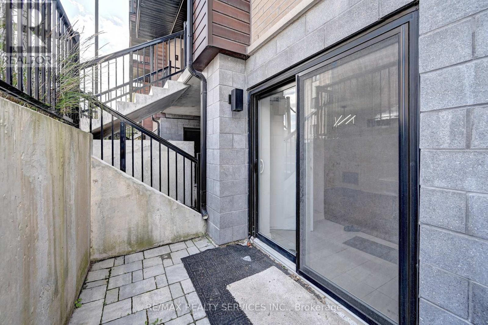 B9 - 10 Palace Street, Kitchener, Ontario  N3E 0J3 - Photo 28 - X12324485