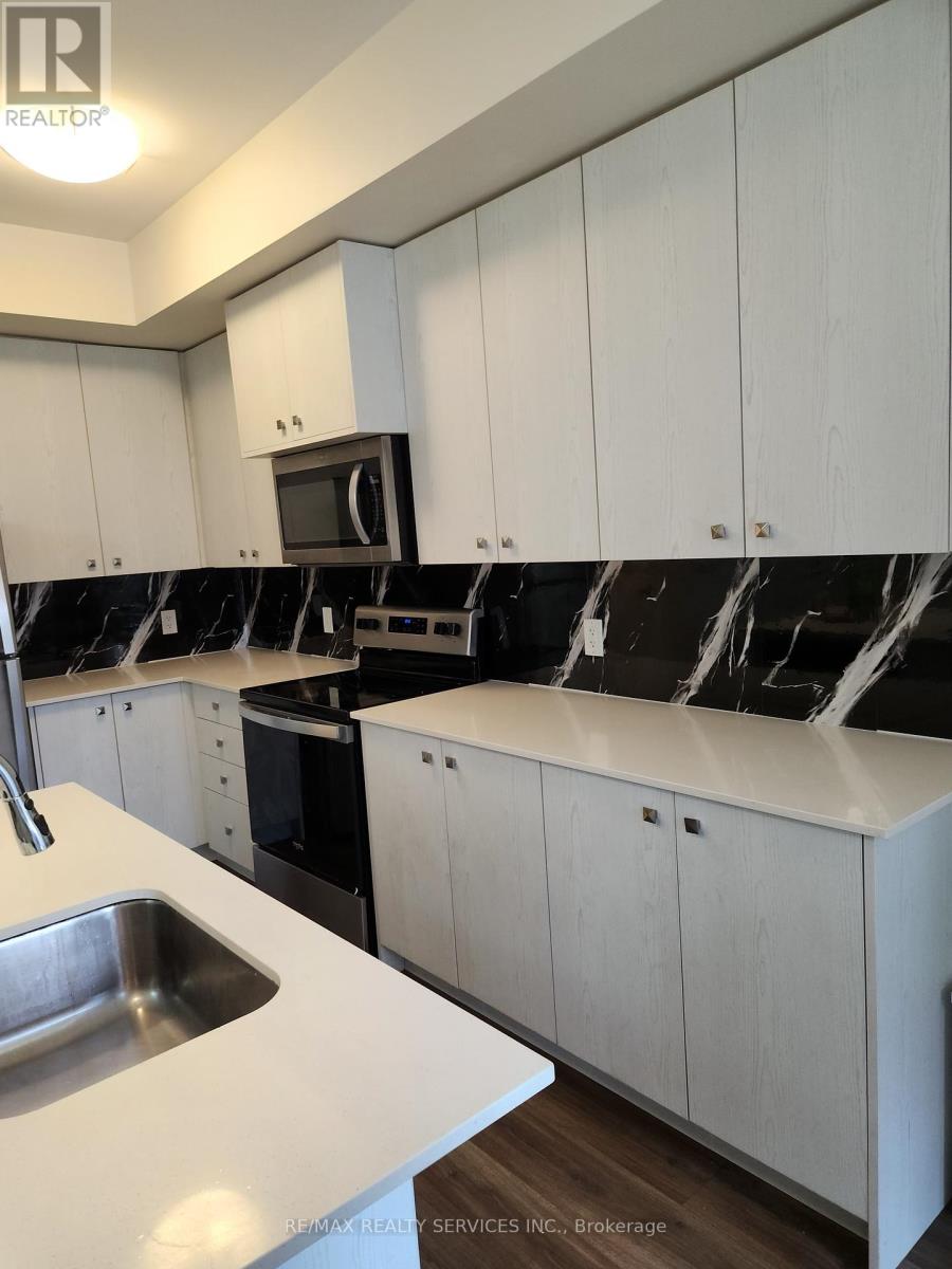 B9 - 10 Palace Street, Kitchener, Ontario  N3E 0J3 - Photo 37 - X12324485