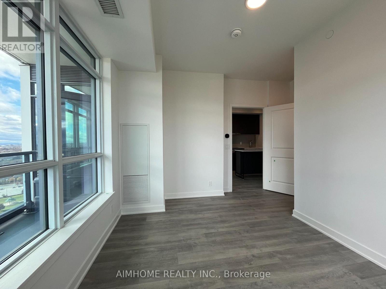 1902 - 50 Upper Mall Way, Vaughan, Ontario  L4J 0L8 - Photo 10 - N12445995