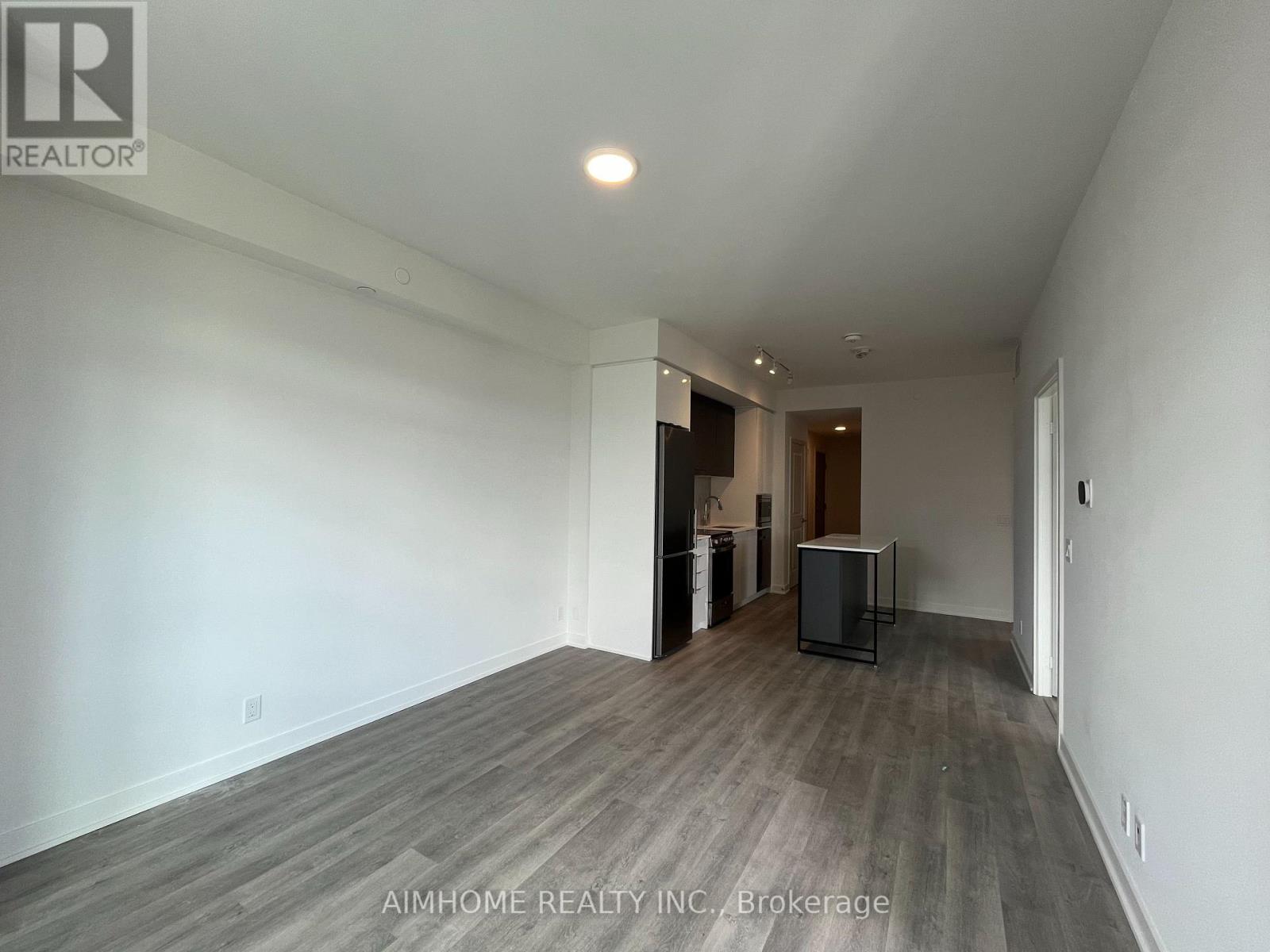 1902 - 50 Upper Mall Way, Vaughan, Ontario  L4J 0L8 - Photo 12 - N12445995