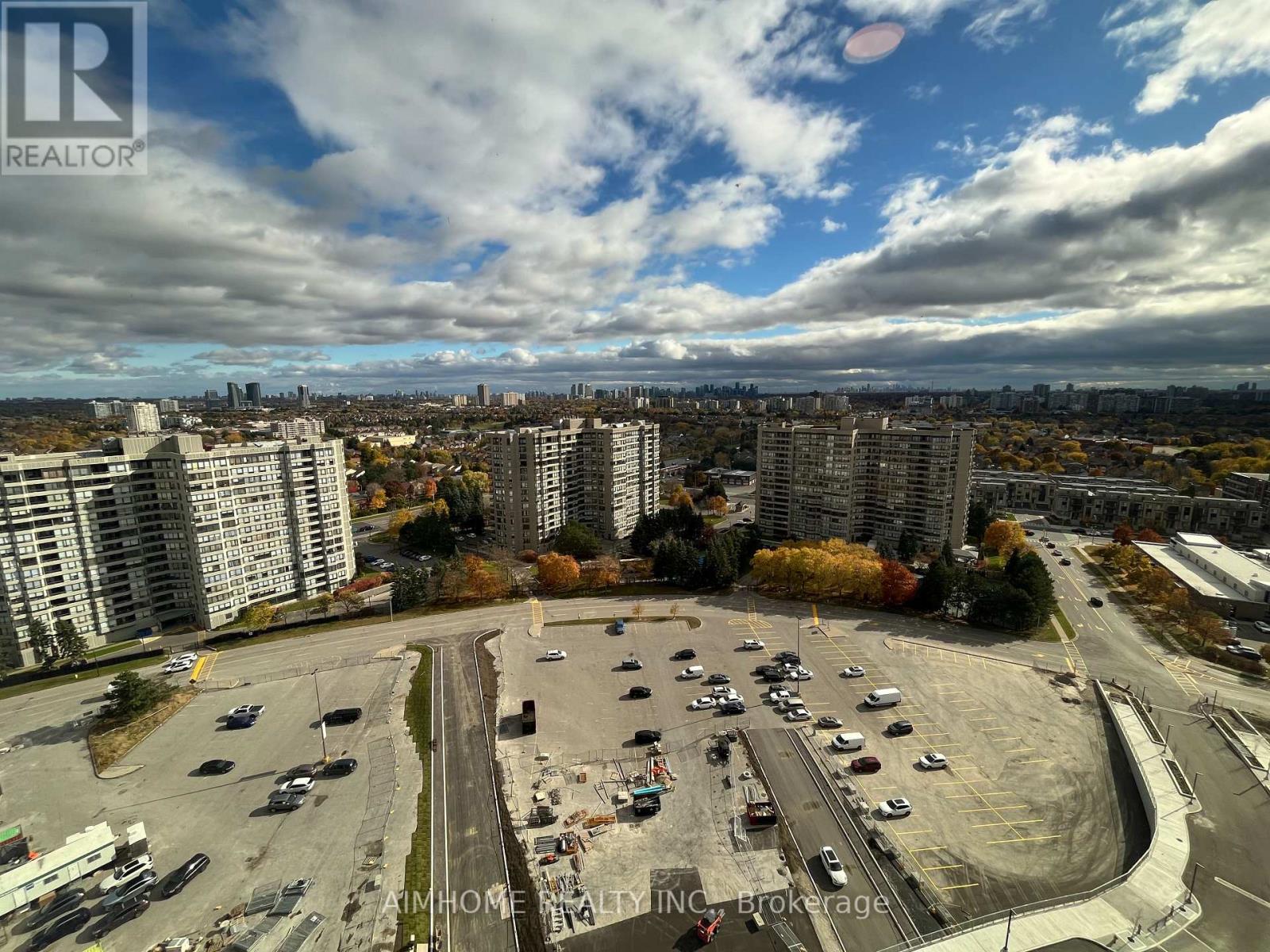1902 - 50 Upper Mall Way, Vaughan, Ontario  L4J 0L8 - Photo 14 - N12445995