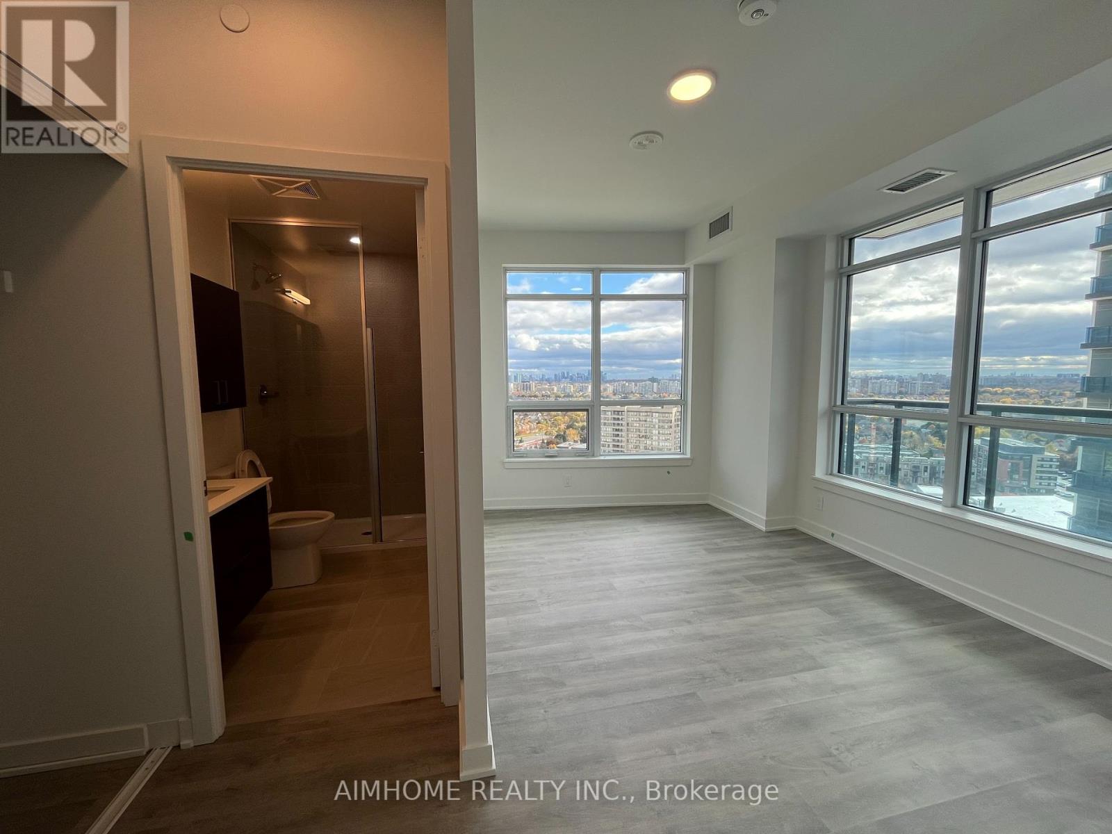 1902 - 50 Upper Mall Way, Vaughan, Ontario  L4J 0L8 - Photo 7 - N12445995
