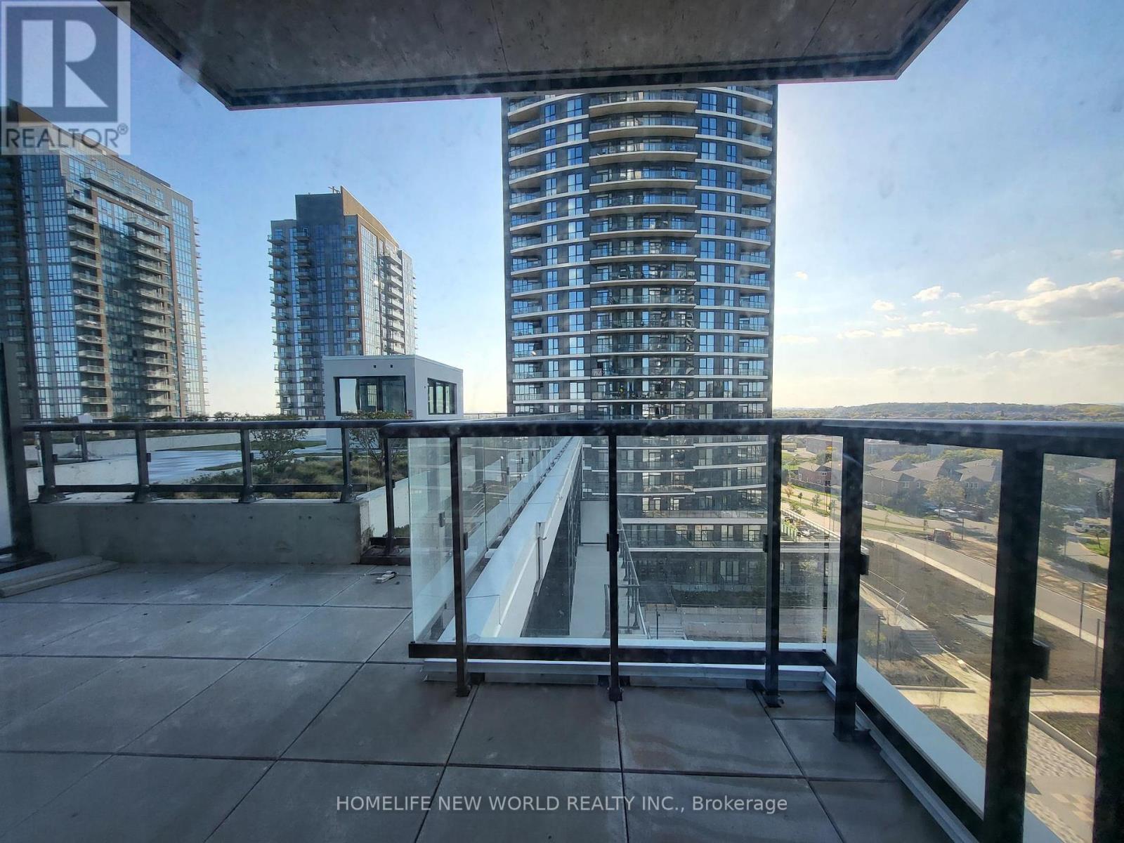 705 - 15 Watergarden Drive, Mississauga, Ontario  L5R 0H4 - Photo 12 - W12445996