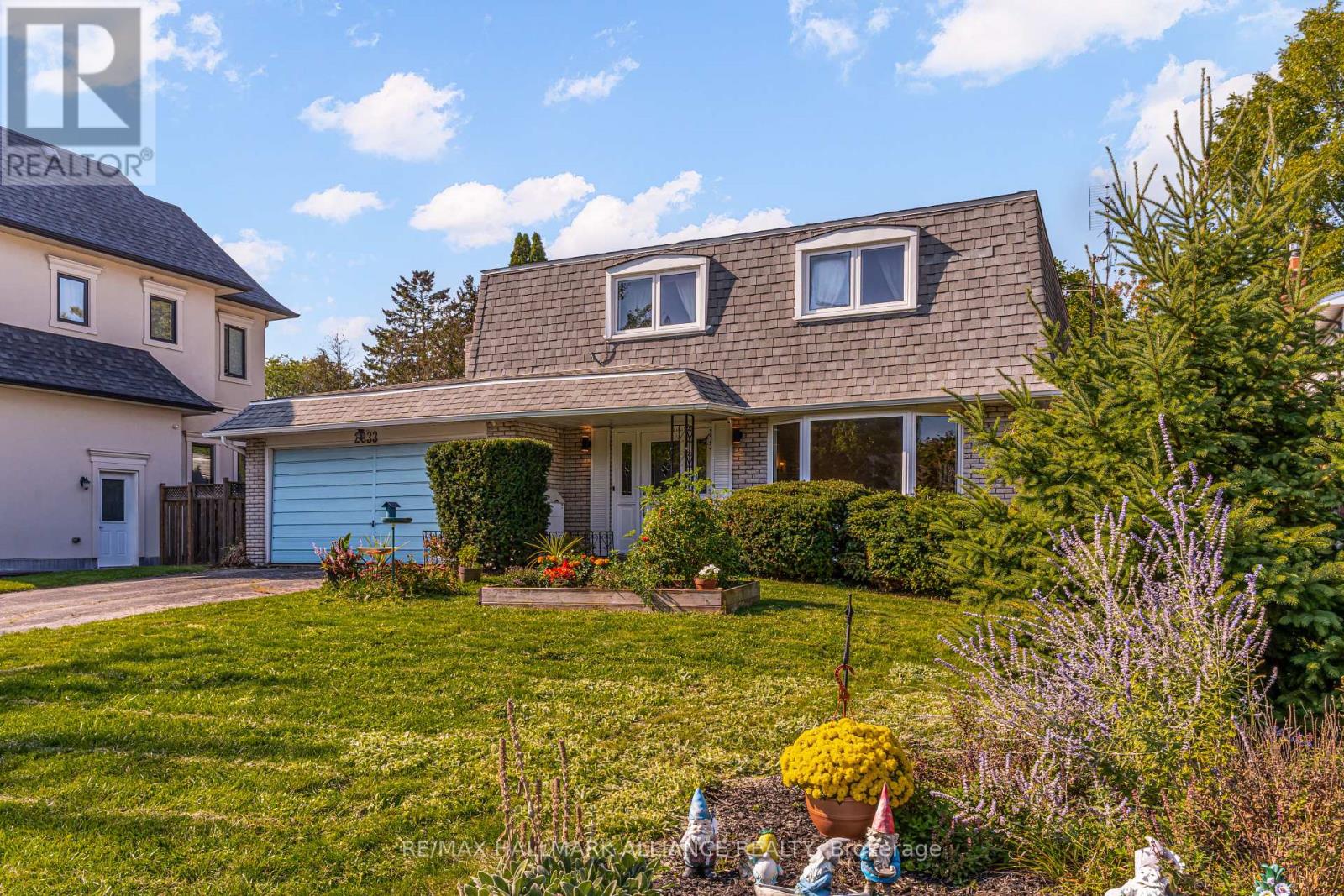2033 Water's Edge Drive, Oakville (Br Bronte), Ontario  L6L 1A3 - Photo 2 - W12445997