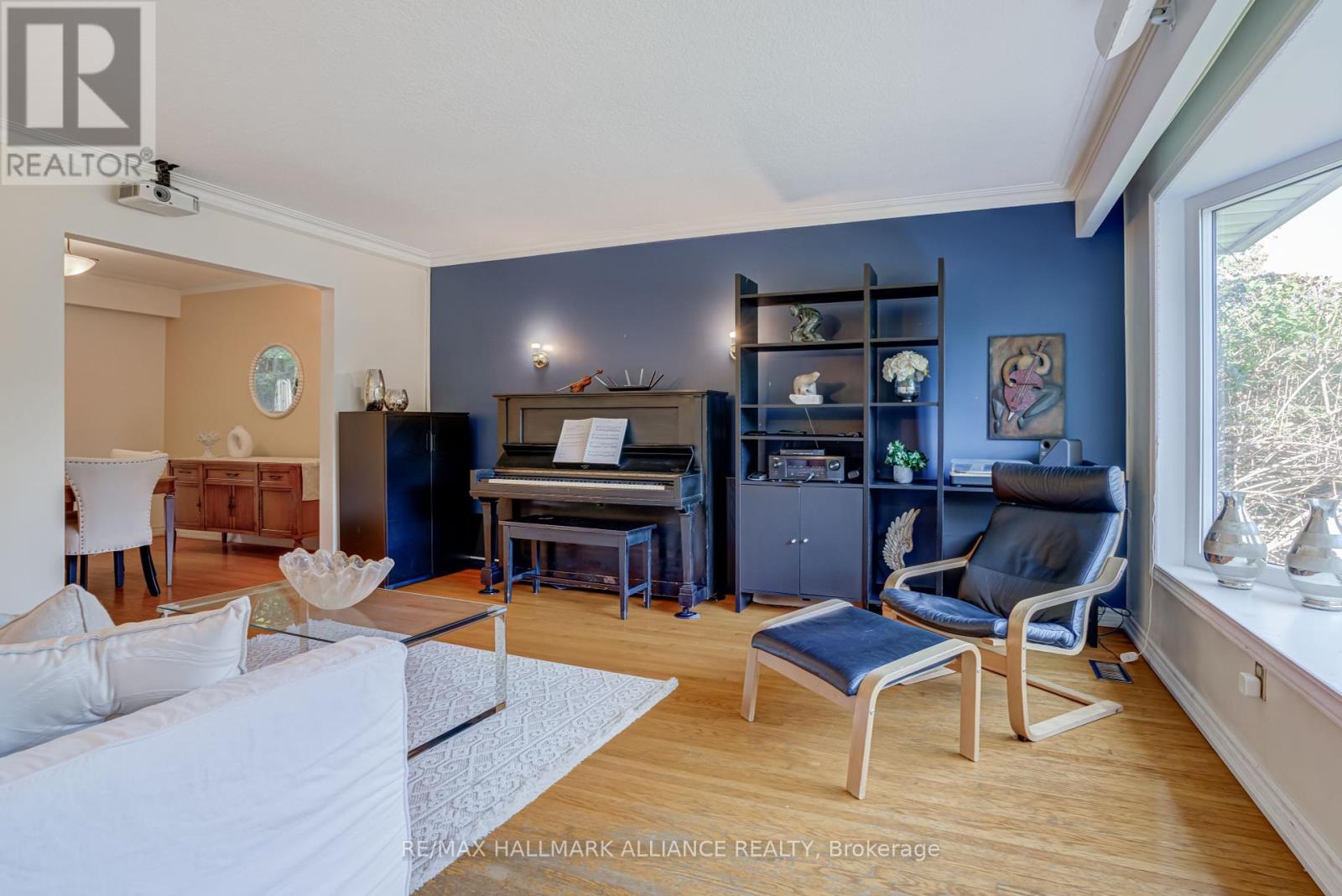 2033 Water's Edge Drive, Oakville (Br Bronte), Ontario  L6L 1A3 - Photo 6 - W12445997