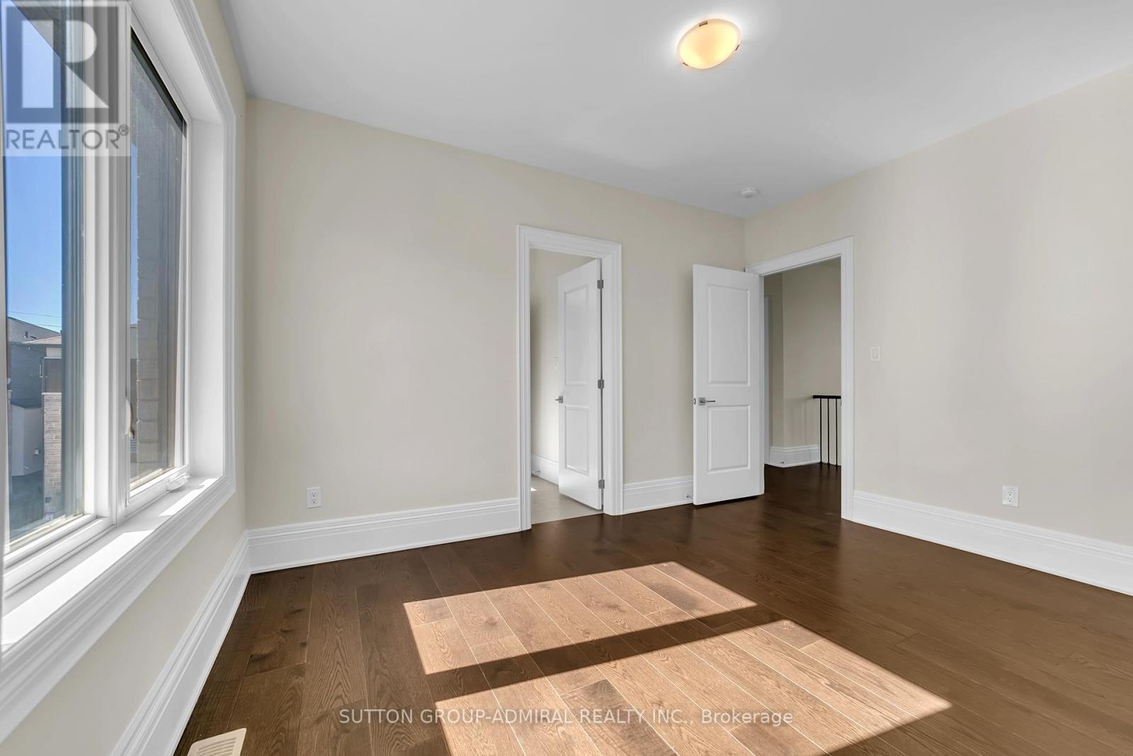 23 Kingwood Lane, Aurora, Ontario  L4G 6W4 - Photo 30 - N12444582