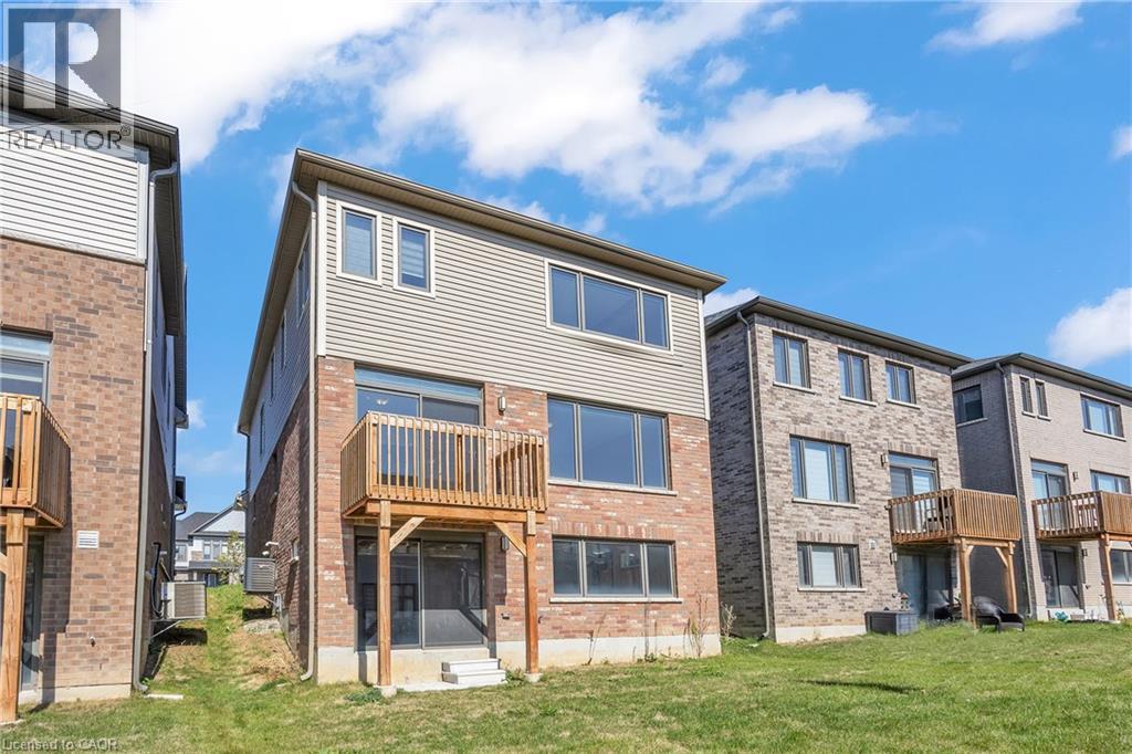 425 Robert Woolner Street Street, Ayr, Ontario  N0B 1E0 - Photo 12 - 40776521
