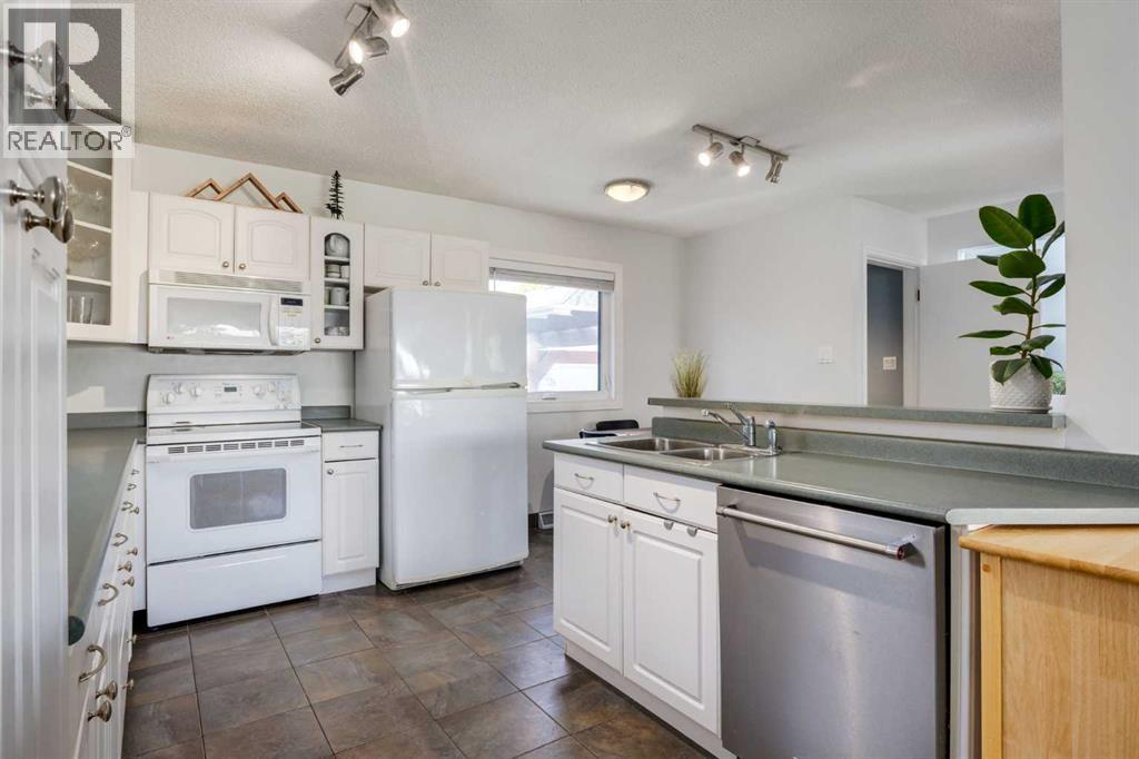 4011 25 Avenue Sw, Calgary, Alberta  T3E 0L7 - Photo 8 - A2259189
