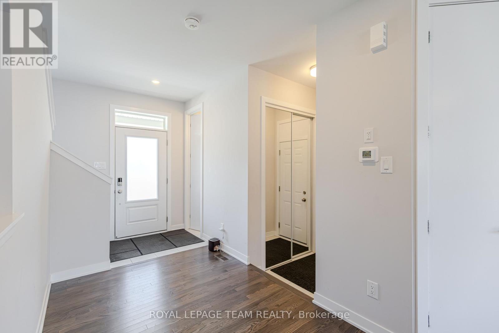 749 Eminence Street, Ottawa, Ontario  K2J 6X6 - Photo 3 - X12445998