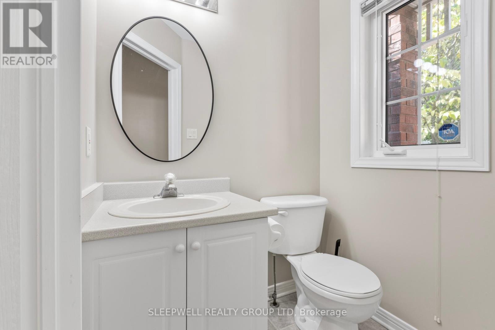 41 Kettleby Street, Ottawa, Ontario  K2K 3C4 - Photo 12 - X12446004