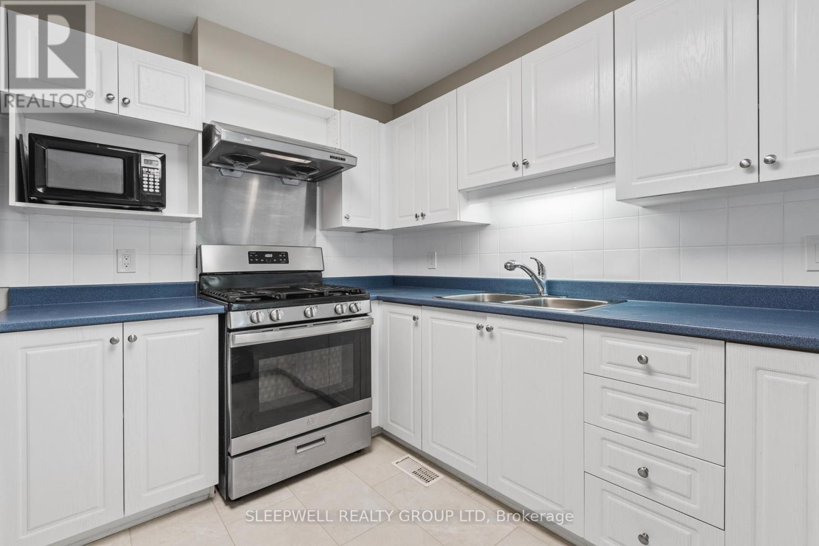 41 Kettleby Street, Ottawa, Ontario  K2K 3C4 - Photo 7 - X12446004