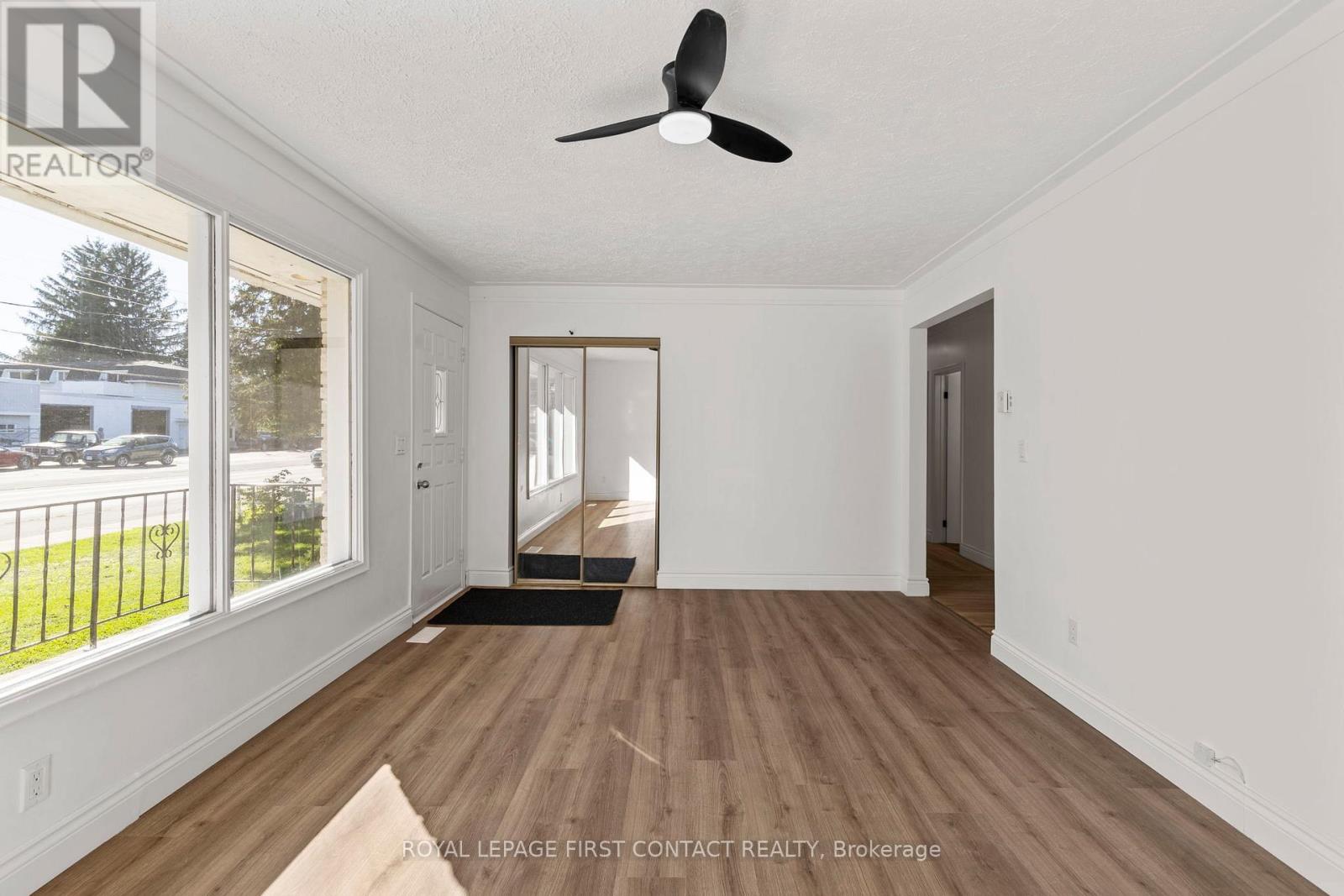 482 St. Vincent Street S, Meaford, Ontario  N4L 1C6 - Photo 10 - X12445811