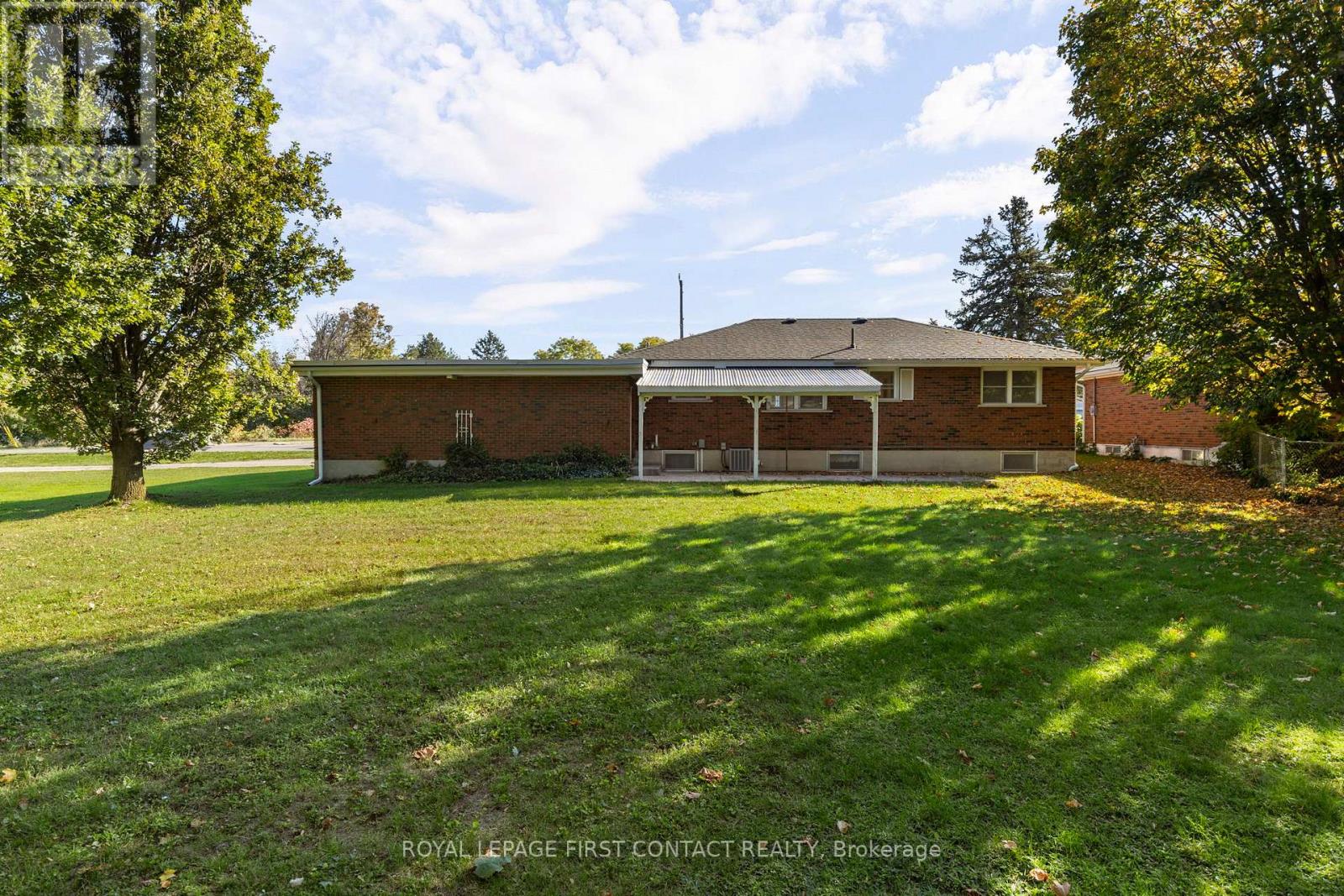 482 St. Vincent Street S, Meaford, Ontario  N4L 1C6 - Photo 2 - X12445811