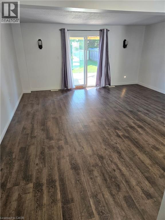 268 The Country Way, Kitchener, Ontario  N2E 2P9 - Photo 7 - 40776551