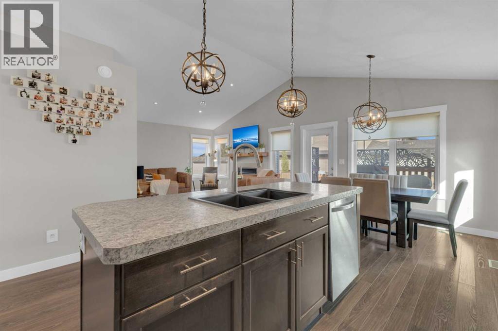 73 Reynolds Road, Sylvan Lake, Alberta  T4S 0L8 - Photo 17 - A2260354