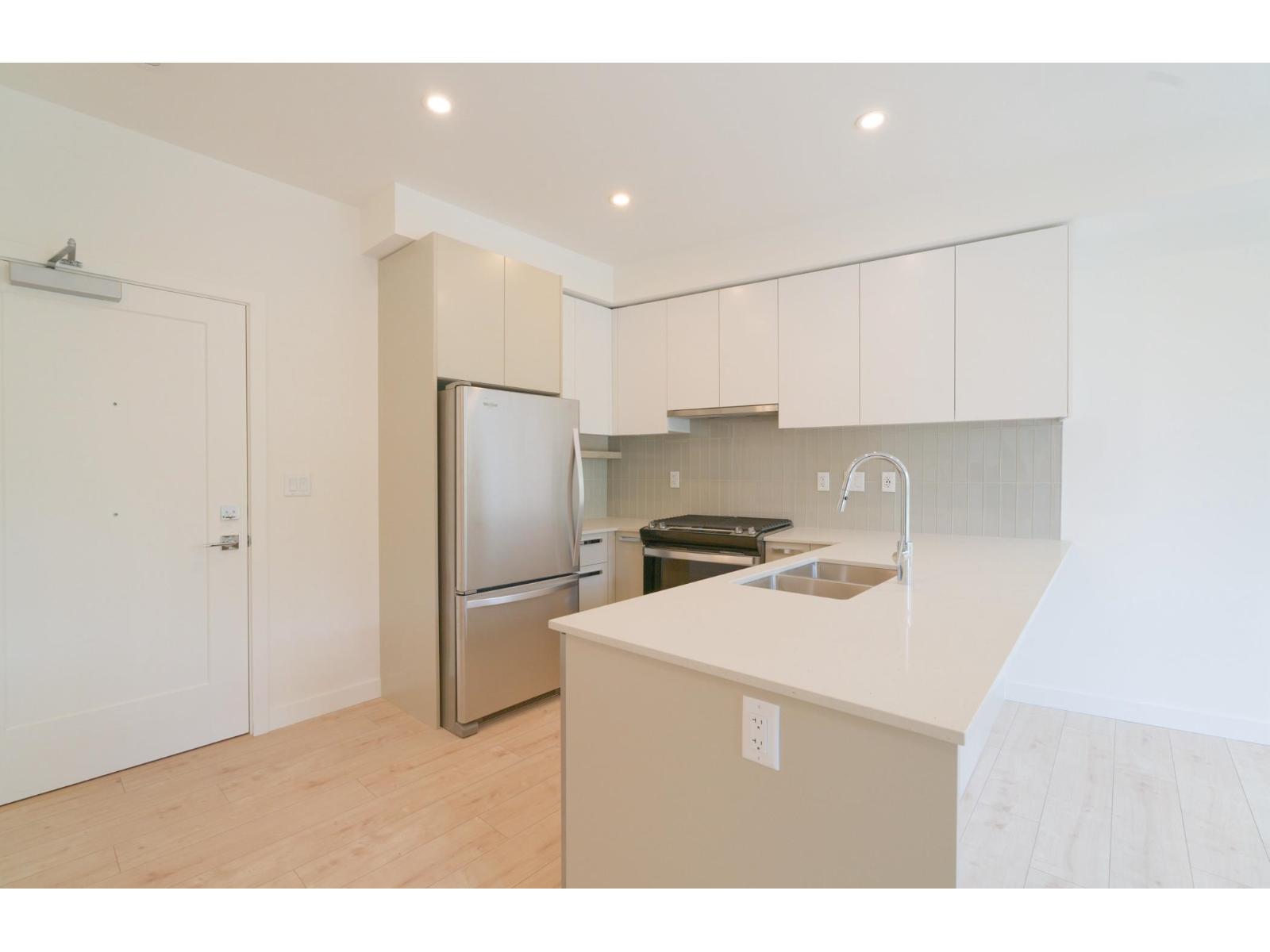 314 13788 76 Avenue, Surrey, British Columbia  V3W 3E9 - Photo 7 - R3054975