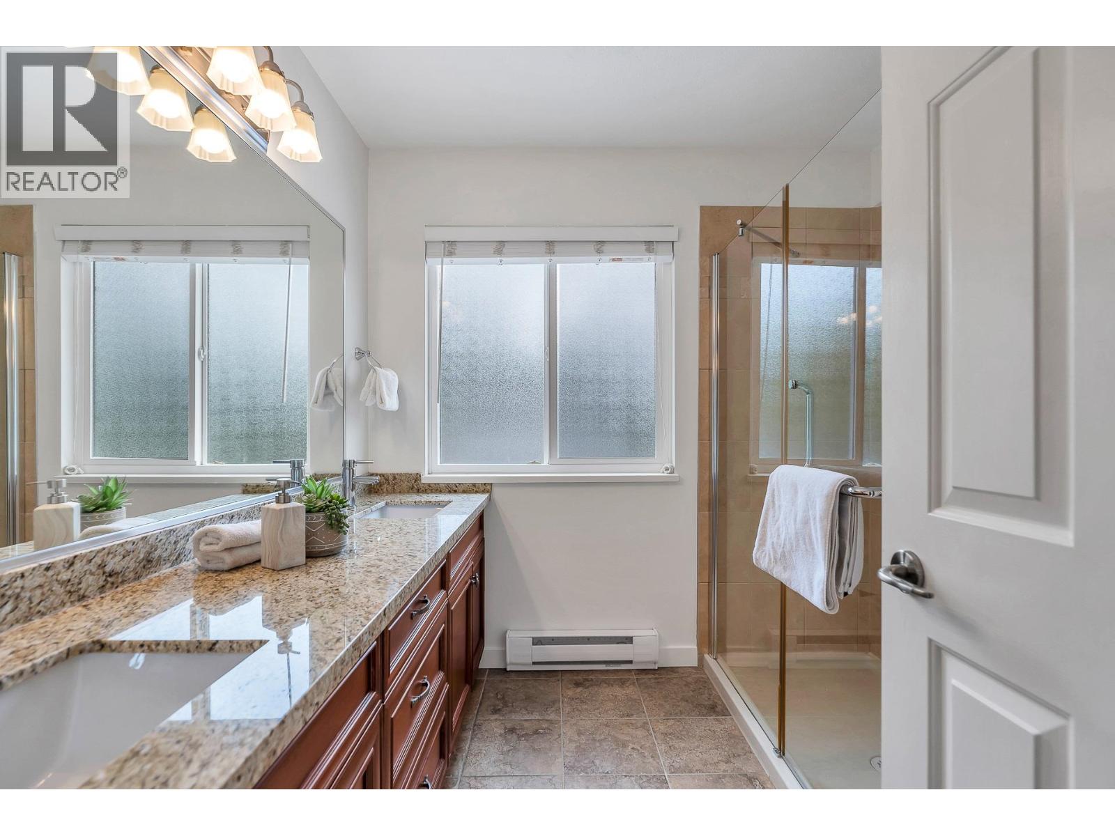 2021 Rufus Drive, North Vancouver, British Columbia  V7J 3N2 - Photo 33 - R3048449