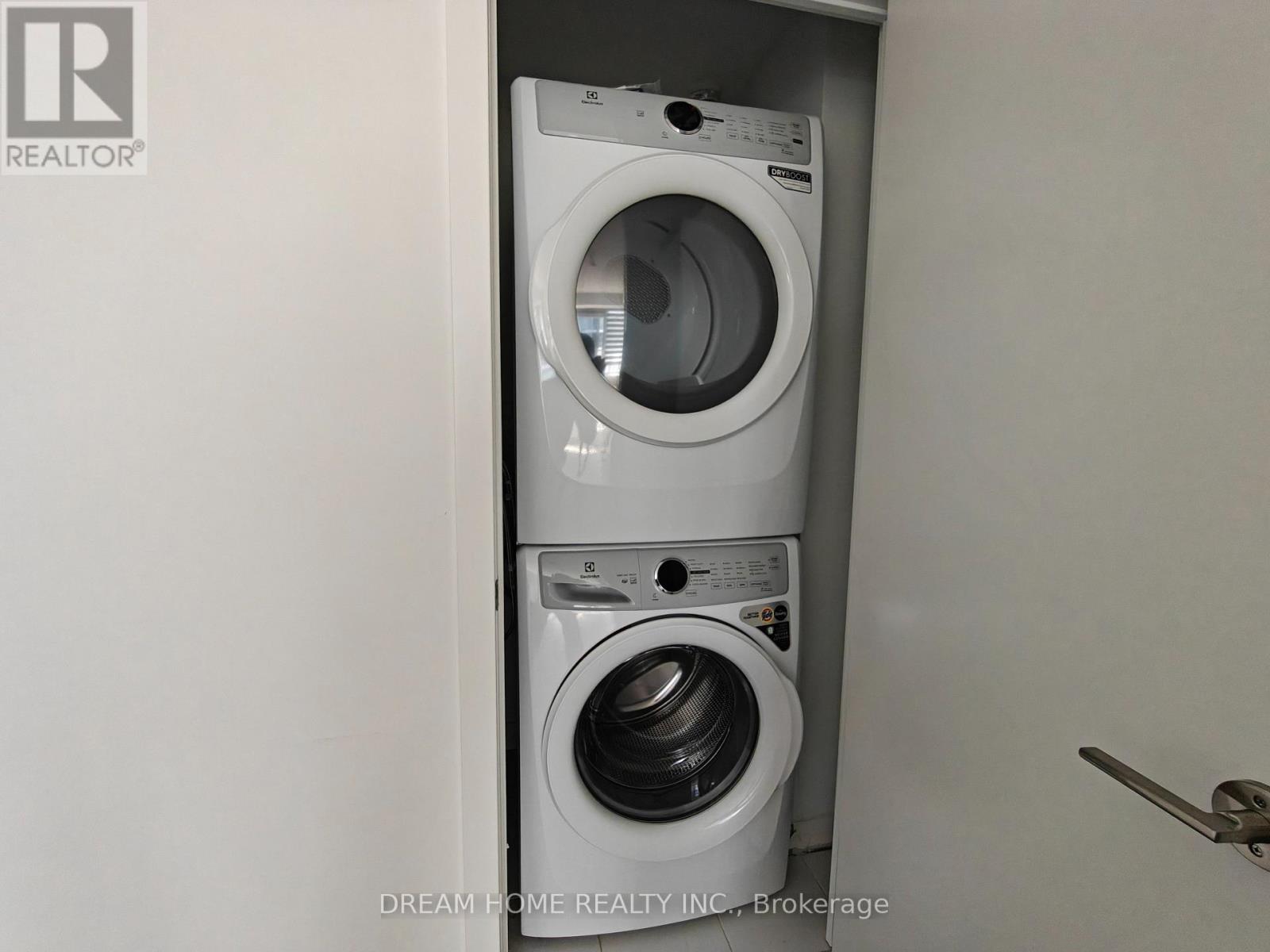 1806 - 7 Golden Lion Heights, Toronto, Ontario  M2M 0C1 - Photo 16 - C12446007