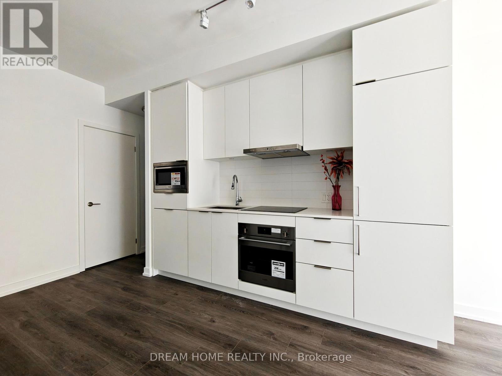 1806 - 7 Golden Lion Heights, Toronto, Ontario  M2M 0C1 - Photo 7 - C12446007