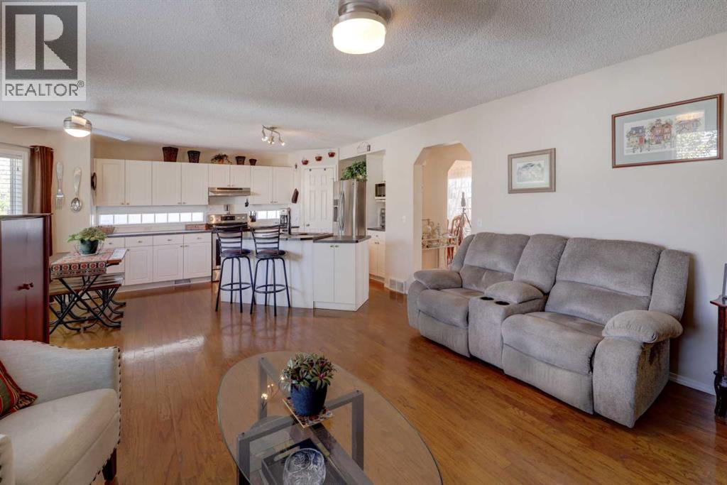 246 Harvest Oak Rise Ne, Calgary, Alberta  T3K 4V1 - Photo 12 - A2259767