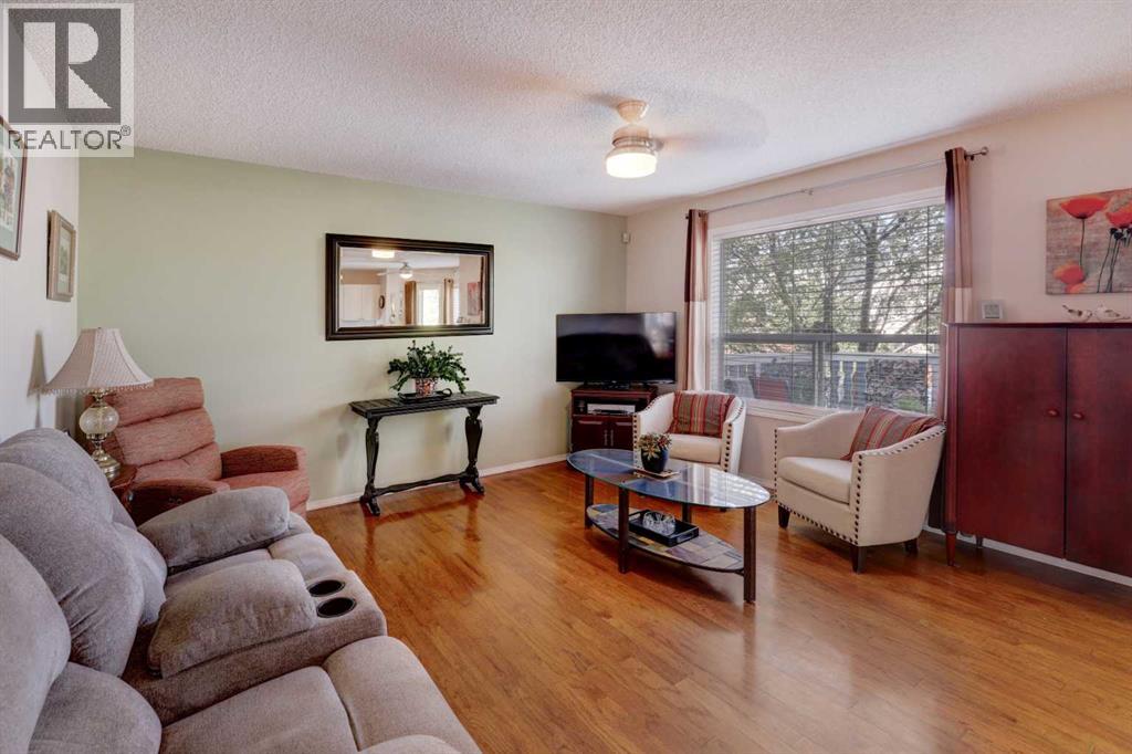 246 Harvest Oak Rise Ne, Calgary, Alberta  T3K 4V1 - Photo 11 - A2259767
