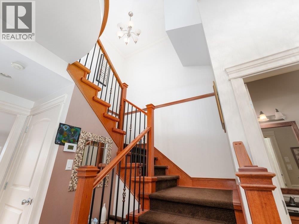 331 W 14th Street, North Vancouver, British Columbia  V7M 1P5 - Photo 16 - R3050946