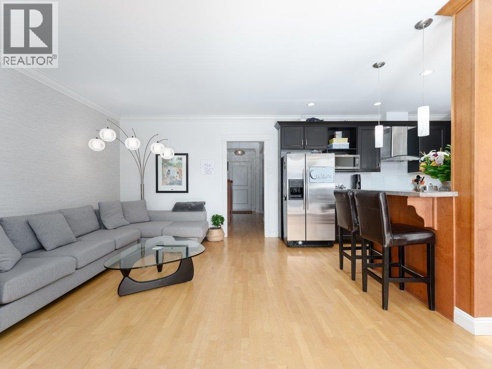 331 W 14th Street, North Vancouver, British Columbia  V7M 1P5 - Photo 12 - R3050946