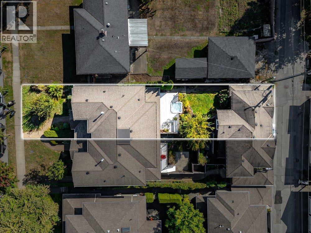 331 W 14th Street, North Vancouver, British Columbia  V7M 1P5 - Photo 34 - R3050946